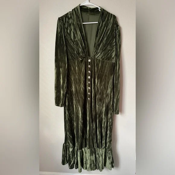Olive Green Velvet Button-Front Midi Dress Women’s XXL Whimsigoth Fairy - Picture 1 of 4